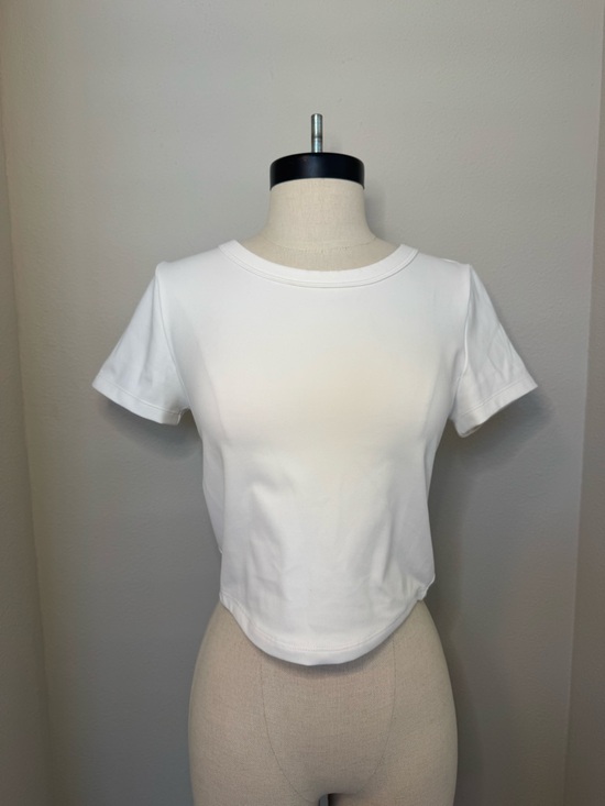 Nike Tops - Nike White Short Sleeve Crop Tee